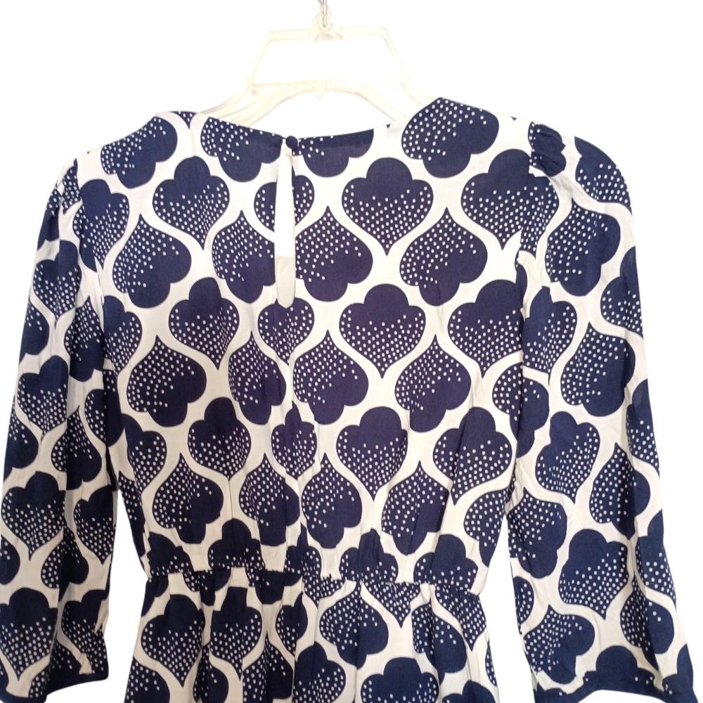Boden Navy and White Patterned  faux wrap Dress - Size 2P - Picture 5 of 6